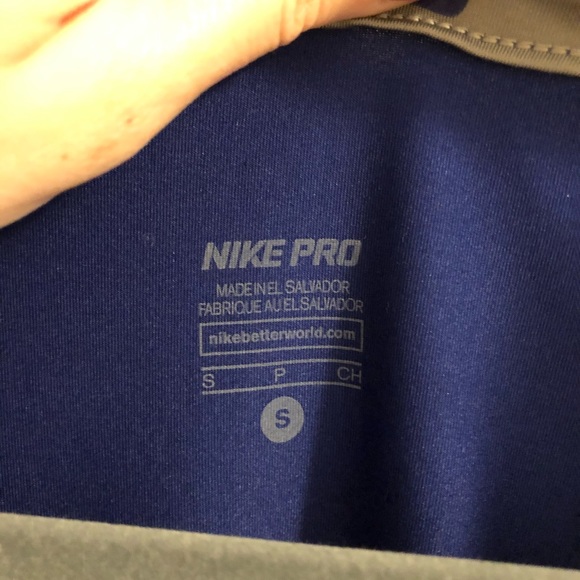 Nike Dri-Fit Blue V-neck Top - Picture 3 of 3